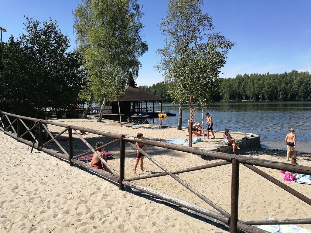 Pension Druhy Domov โนวีบอร์ ภายนอก รูปภาพ